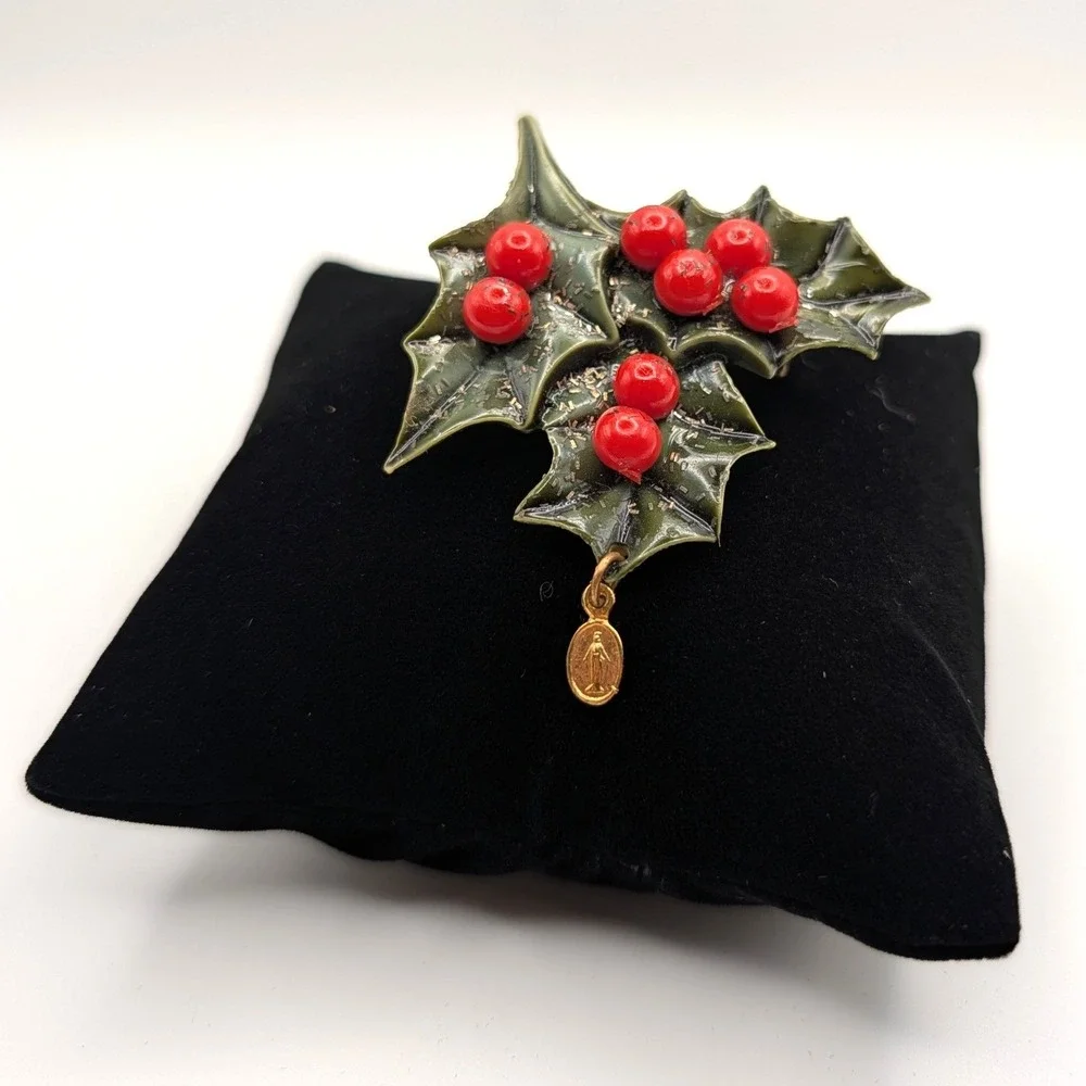 Unbranded Christmas Holly Berry Brooch with Miraculous Medal Charm Green Red 2